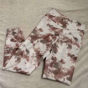 Outdoor Voices Printed Leggings – Small